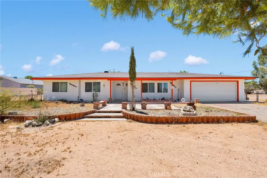 17721 Mauna Loa ST, Hesperia, CA 92345