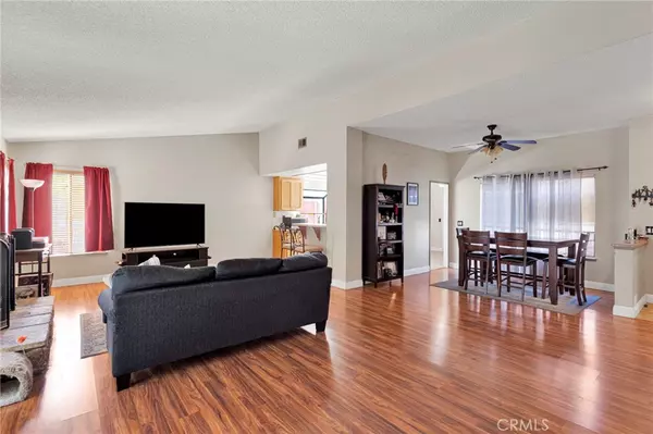 Hesperia, CA 92344,13431 Palm ST