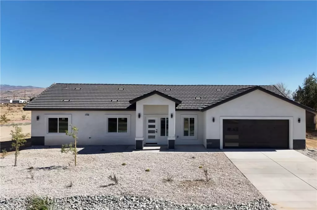 Apple Valley, CA 92308,21793 Sioux RD