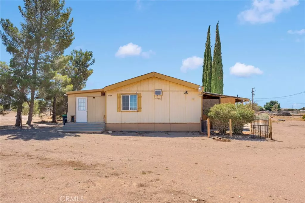 Hesperia, CA 92344,9764 Wild Rose RD