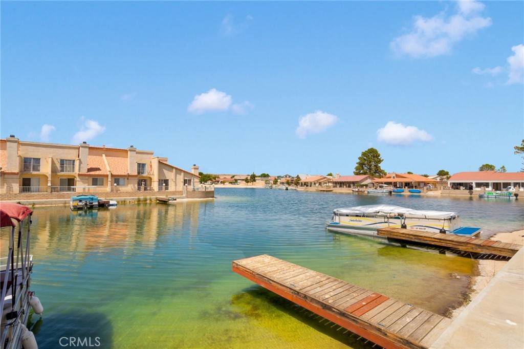 Helendale, CA 92342,11496 Nautical LN #20