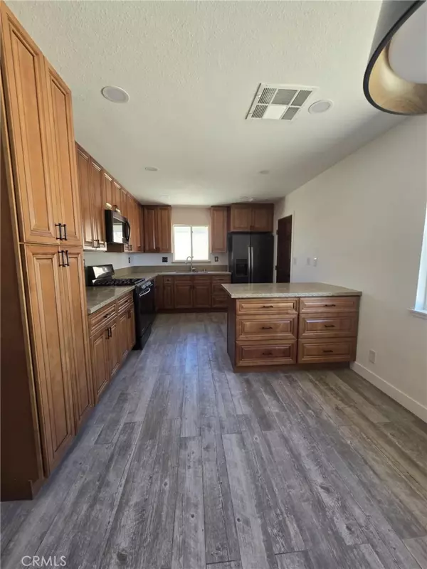Barstow, CA 92311,37116 Lombardy AVE