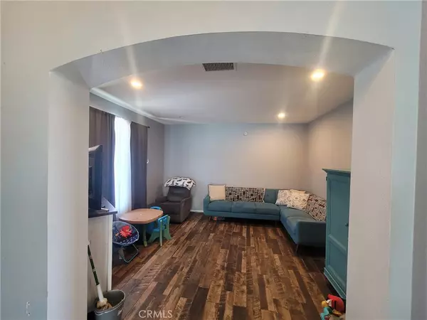 Rialto, CA 92377,3835 N Veronica AVE