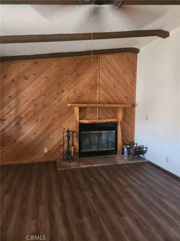 Hesperia, CA 92345,8128 Mono DR