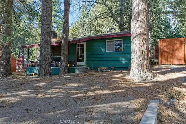 Running Springs, CA 92382,2524 Spring DR