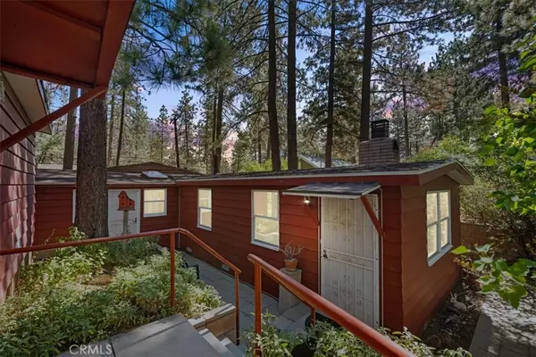 1498 Oriole RD, Wrightwood, CA 92397