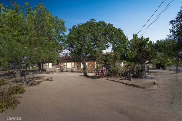 15094 Ranchero RD, Hesperia, CA 92345