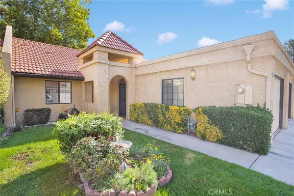 19127 Elm DR, Apple Valley, CA 92308