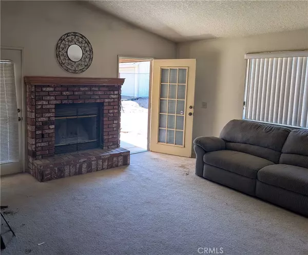 Victorville, CA 92395,15423 Sitting Bull ST