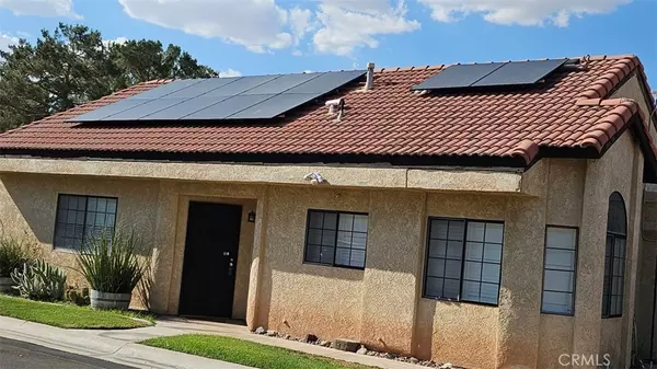 Apple Valley, CA 92308,11620 Locust LN