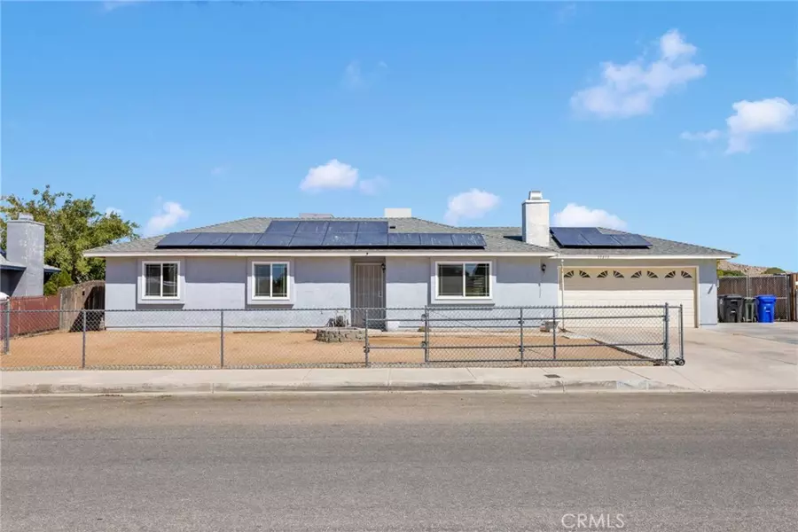 13433 Mesquite RD, Apple Valley, CA 92308