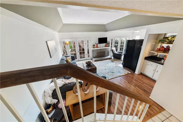 Winnetka, CA 91306,20651 Roscoe BLVD #L