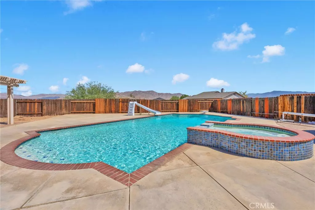 Apple Valley, CA 92307,14499 Mirada PL