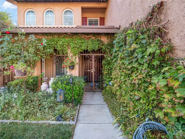 Victorville, CA 92392,13118 Four Hills Way