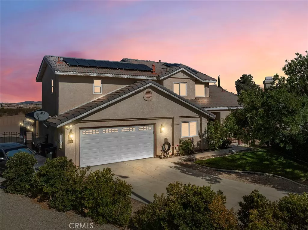 Adelanto, CA 92301,11728 Drake CT