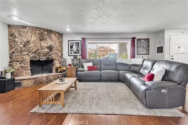 Apple Valley, CA 92307,18915 Mendota RD