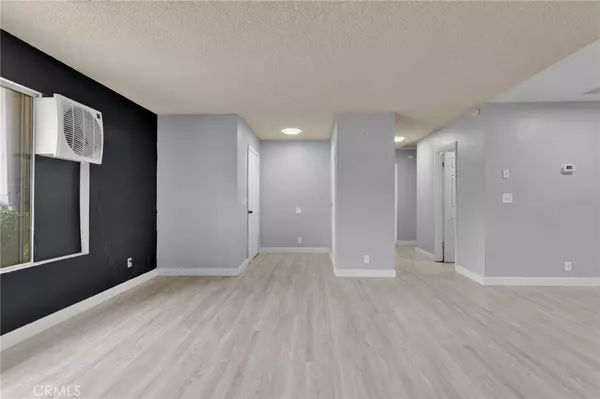 Hesperia, CA 92345,16535 Pine st