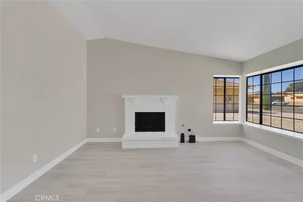 Victorville, CA 92394,15163 Mesquite