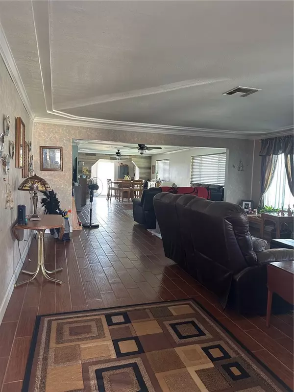 Helendale, CA 92342,13720 Windward