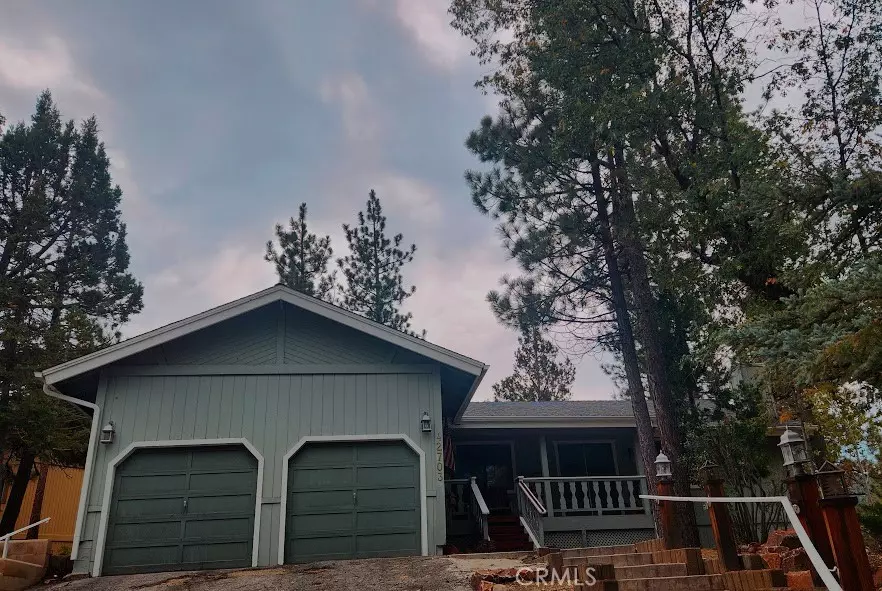 42703 Constellation DR, Big Bear Lake, CA 92315