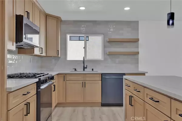 Victorville, CA 92395,17806 Pebble Beach