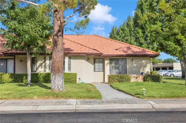 19175 Elm DR, Apple Valley, CA 92308