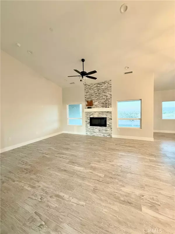 Phelan, CA 92344,10757 Beaver AVE