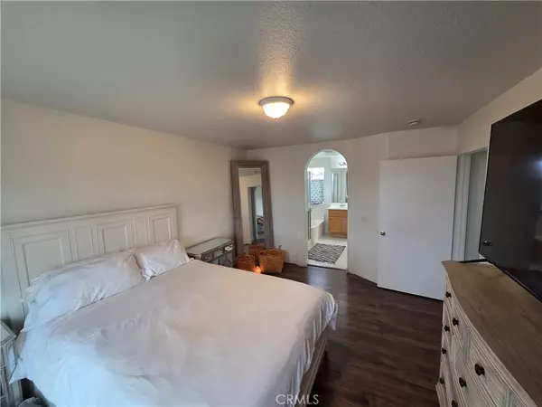 Victorville, CA 92394,14304 Gray Fox LN