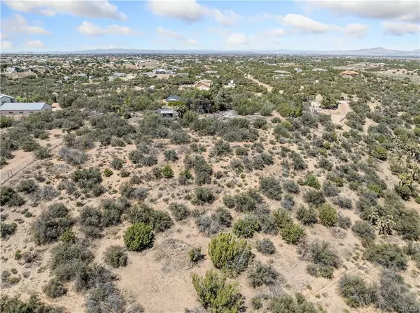 Oak Hills, CA 92344,0 Larch