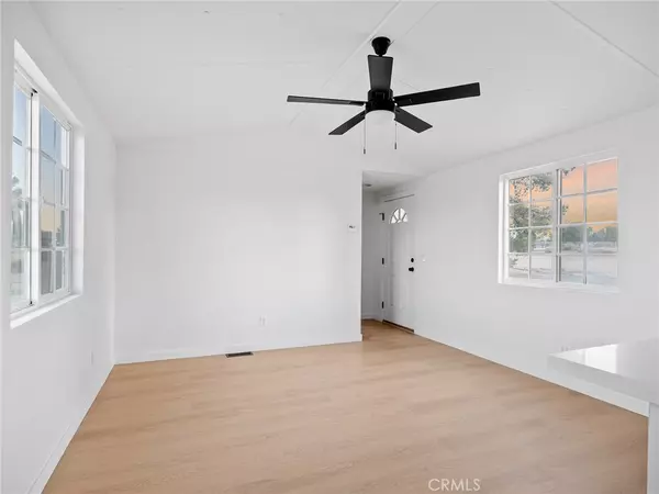 Phelan, CA 92371,9561 Middleton RD