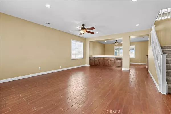 Hesperia, CA 92345,8167 Julie