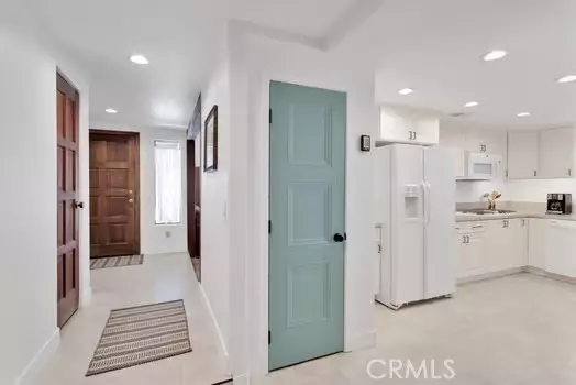 Apple Valley, CA 92308,20750 Teton RD