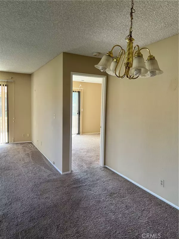 Apple Valley, CA 92308,11687 Maple ST