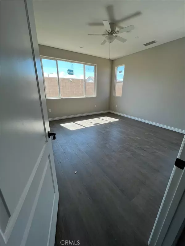 Hesperia, CA 92344,8534 Stockton AVE