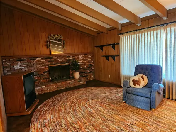 Apple Valley, CA 92307,22350 Ramona