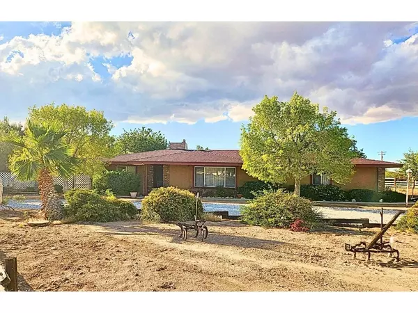 22350 Ramona, Apple Valley, CA 92307
