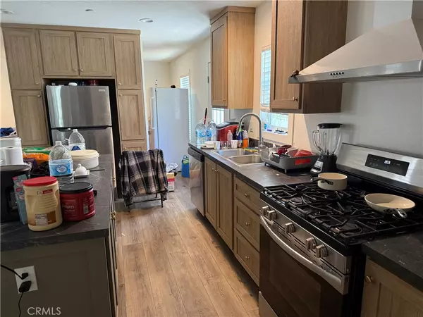 Victorville, CA 92395,16321 Pebble Beach