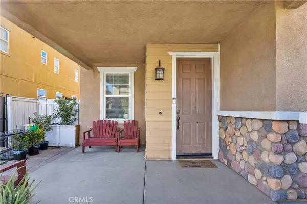 Hesperia, CA 92344,8738 Redondo