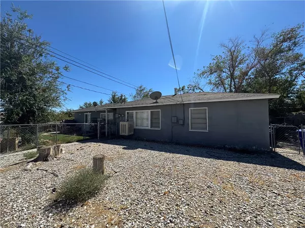 Victorville, CA 92395,15162 S Mojave