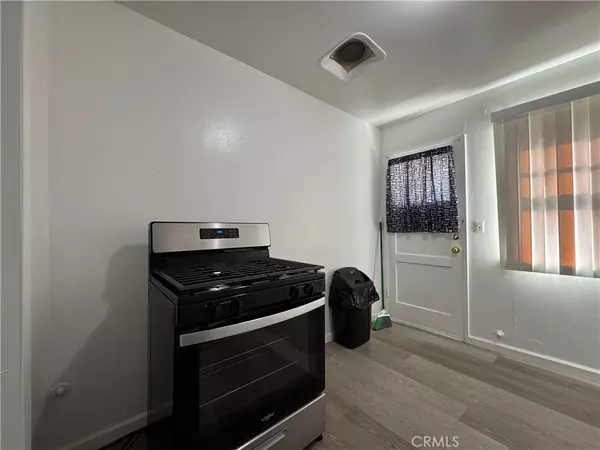 Victorville, CA 92395,15162 S Mojave