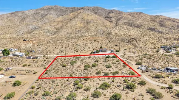 1 Starlight, Apple Valley, CA 92308