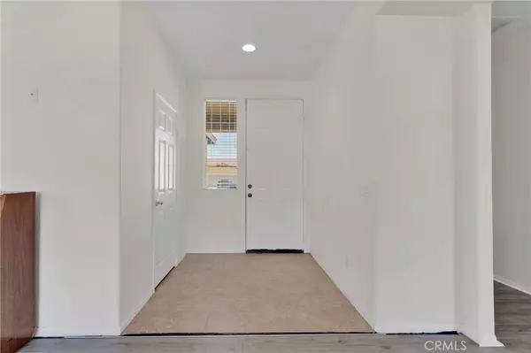 Adelanto, CA 92301,14245 Purple Canyon