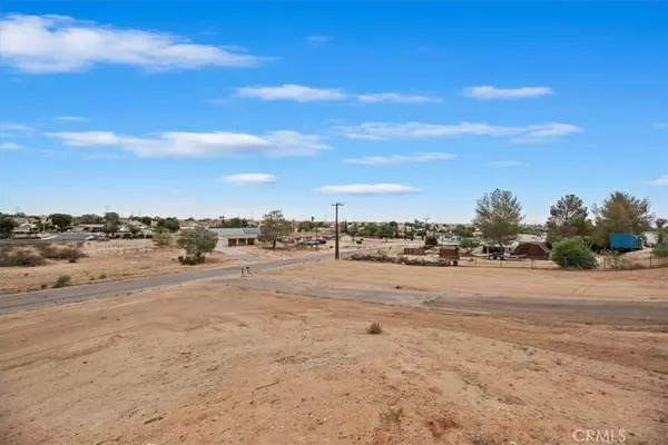 Victorville, CA 92394,15637 Topango RD