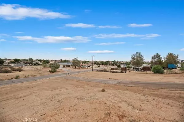 Victorville, CA 92394,15637 Topango RD