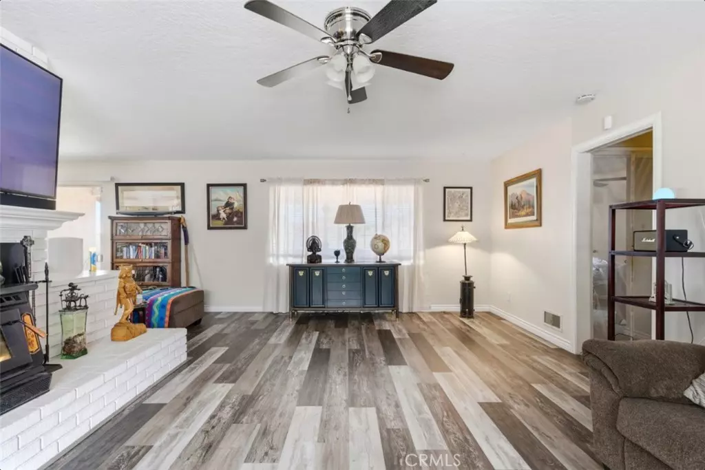 Apple Valley, CA 92307,16264 Saint Timothy