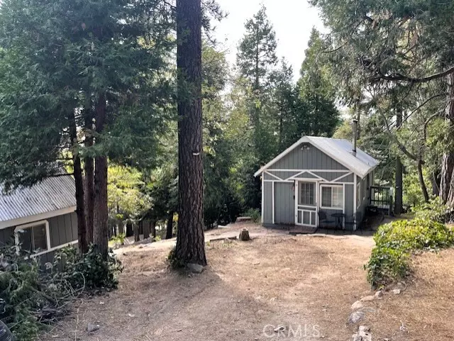 23752 Inspiration, Crestline, CA 92325