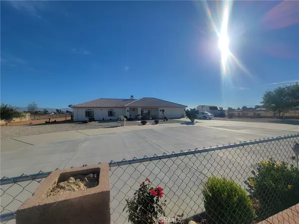 Apple Valley, CA 92307,21961 Thunderbird