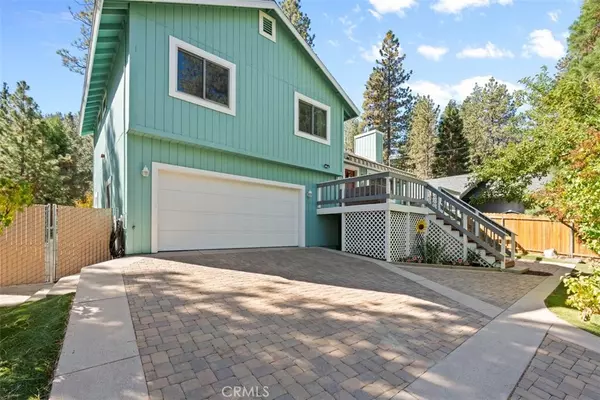 Wrightwood, CA 92397,1585 Linnet