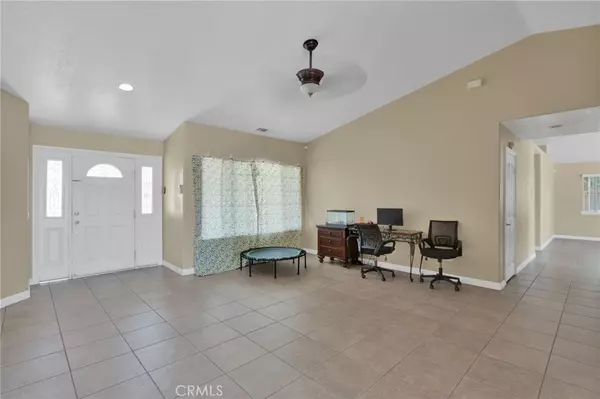 Hesperia, CA 92345,11158 Pinon