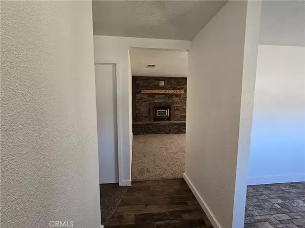 Lucerne Valley, CA 92356,31131 Sutter